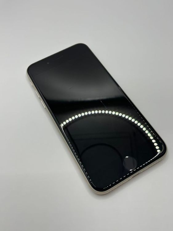 �Хåƥ꡼90��iPhone SE ��3���她�����饤��256GB �¿��ݾ���������ȯ��