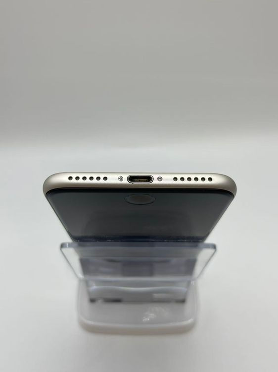 �Хåƥ꡼76����°���դ�iPhone SE ��3���她�����饤��128GB �¿��ݾ�Ķ����