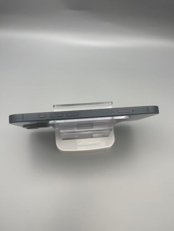 �Хåƥ꡼80��iPhone13 512�ߥåɥʥ���  SIM�ե꡼��������ȯ��