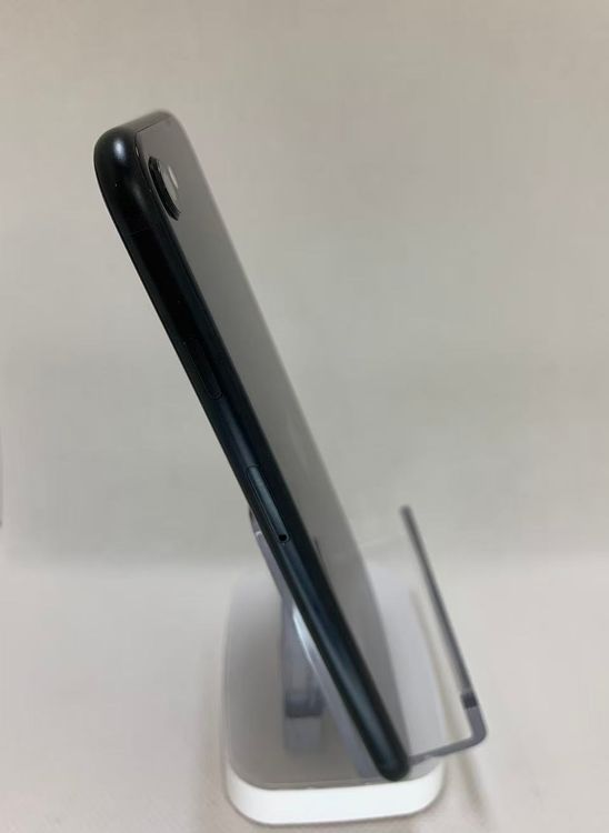 �Хƥå�97��iPhone SE ��3���� �ߥåɥʥ��ȡ�64GB ��SIM�ե꡼����