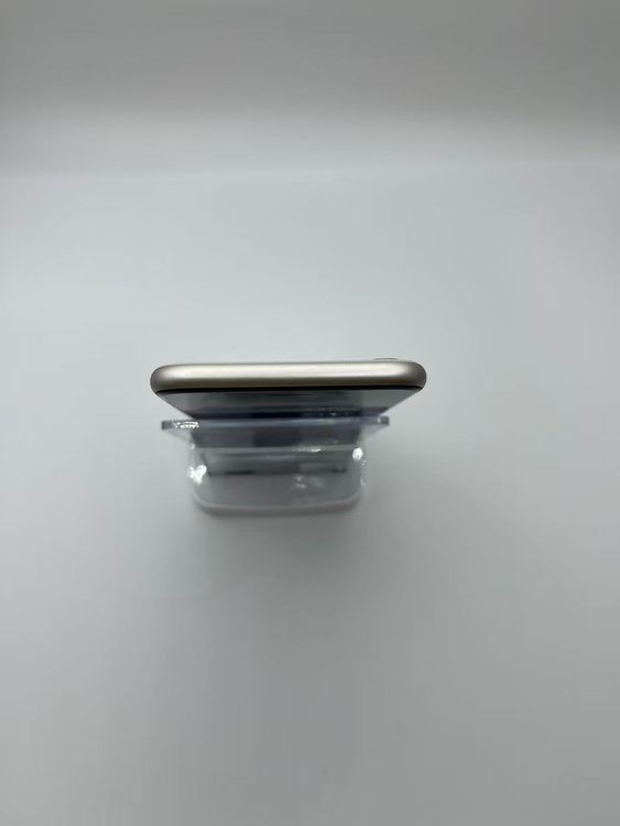 �Хƥå�84��iPhoneSE��3����64GB�������饤��SIM�ե꡼����ȯ��