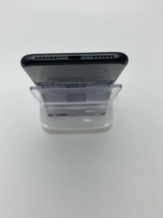 �Хåƥ꡼97����°��3�����å��դ�iPhone SE ��3���� �ߥåɥʥ���64GB �¿��ݾ�