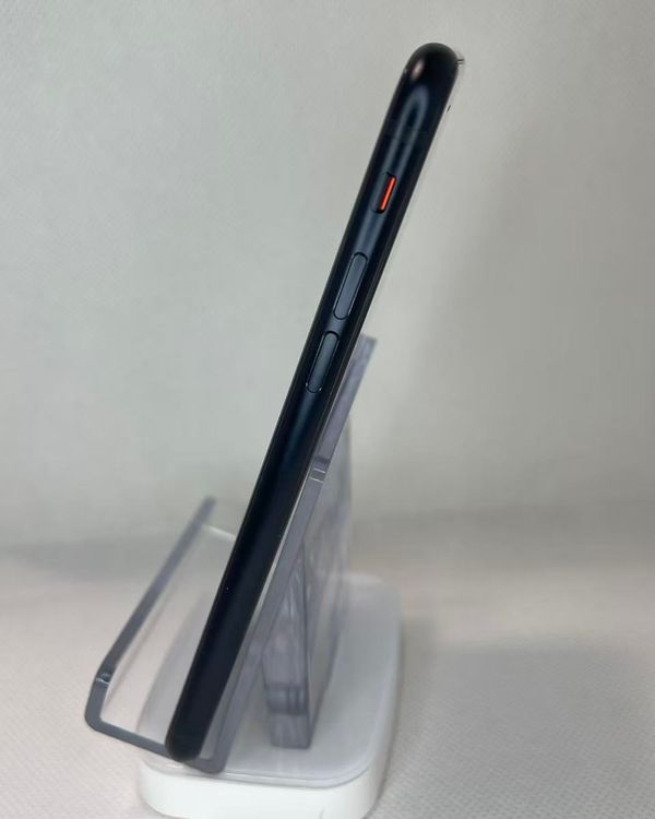 �Хåƥ꡼99��iPhone SE ��3���� �ߥåɥʥ��ȡ�64GB ���¿��ݾ� SIM�ե꡼