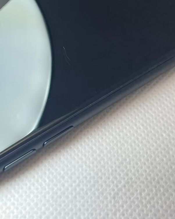 �Хåƥ꡼99��iPhone SE ��3���� �ߥåɥʥ��ȡ�64GB ��SIM�ե꡼�¿��ݾ�