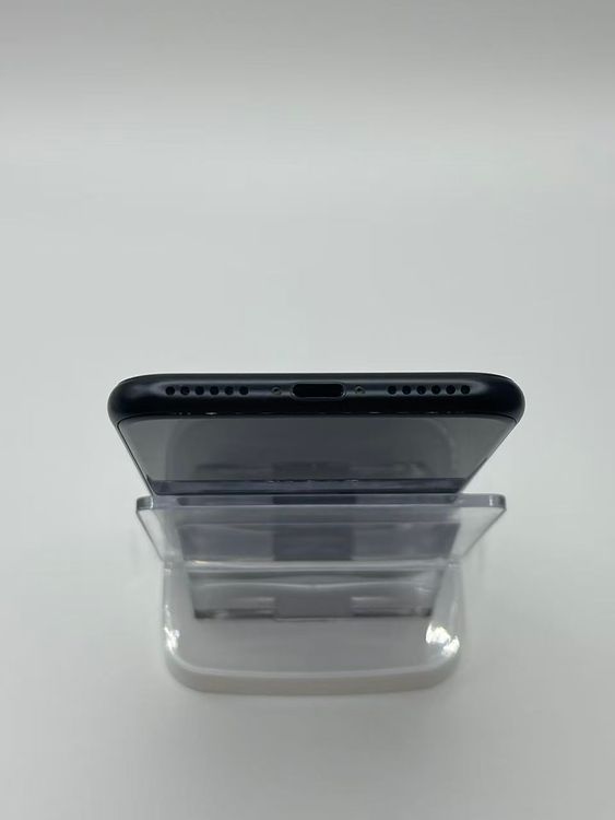 �Хåƥ꡼80����°��3�����å��դ�iPhone SE ��3���� �ߥåɥʥ���64GB �¿��ݾ�