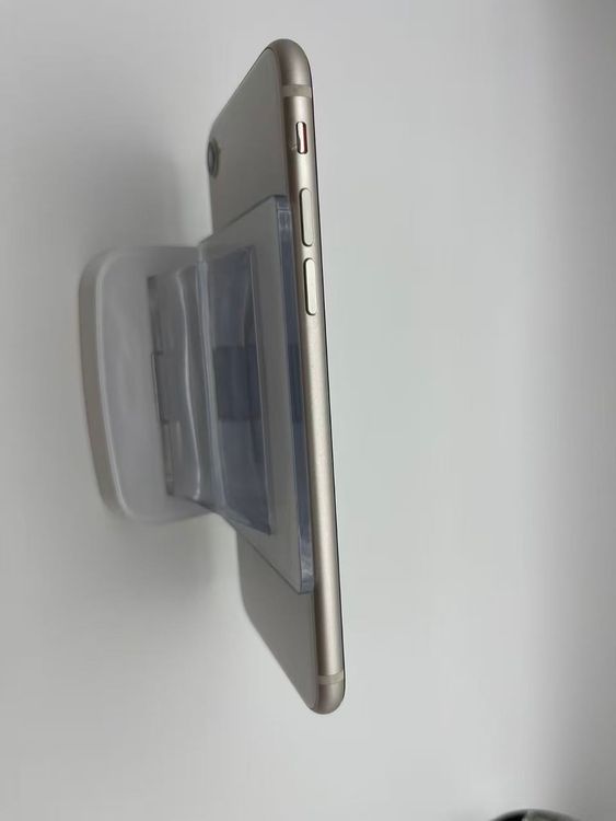 �Хåƥ꡼88����°��3�����å��դ�iPhone SE ��3���� �������饤��128GB �¿��ݾ�