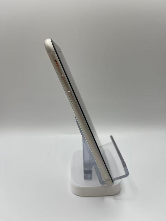 �Хåƥ꡼99��iPhone SE ��3���她�����饤��128GB �¿��ݾ���������ȯ��