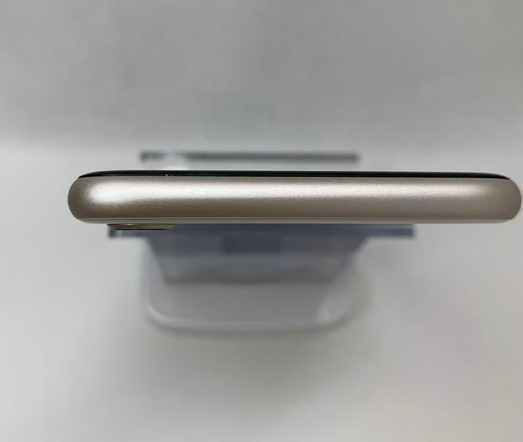 �Хƥå�100��iPhoneSE��3����64GB�������饤��SIM�ե꡼��������ȯ��