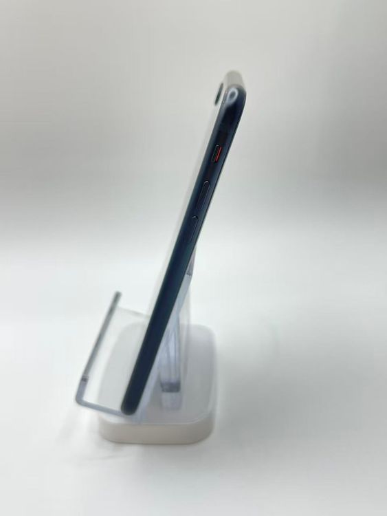 �Хåƥ꡼95����°�ʣ����դ�iPhone SE ��3���� �ߥåɥʥ���64GB �¿��ݾ�
