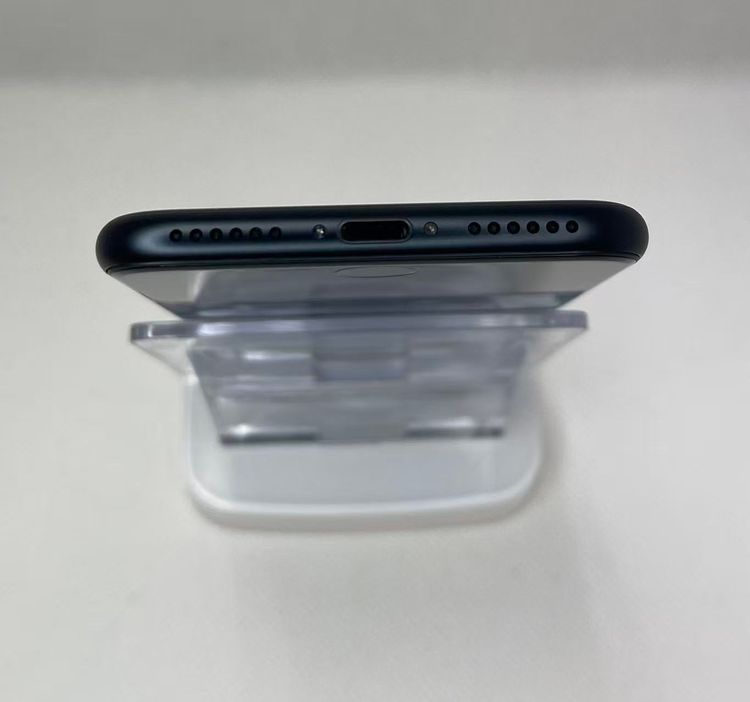 �Хƥå�100��iPhone SE ��3���� �ߥåɥʥ��ȡ�64GB ��SIM�ե꡼����