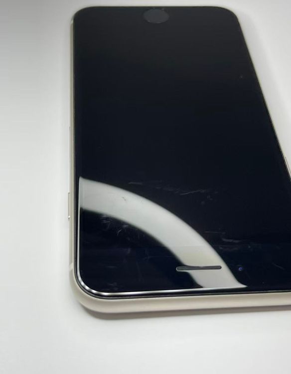 �Хƥå�92����°�ʣ����դ�iPhoneSE��3����64GB�������饤��SIM�ե꡼����