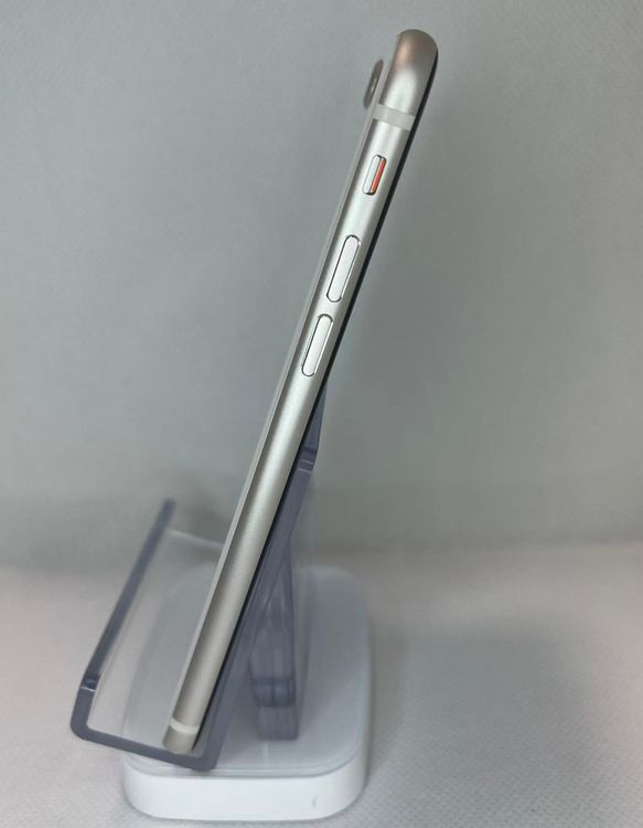 �Хåƥ꡼85���iPhone SE ��3���� �������饤�ȡ�128GB ��SIM�ե꡼����