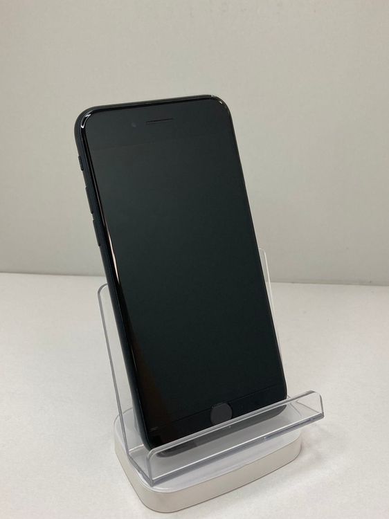 iPhone SE 第3世代 ミッドナイト 64GB  SIMフリー美品バテッリ83%