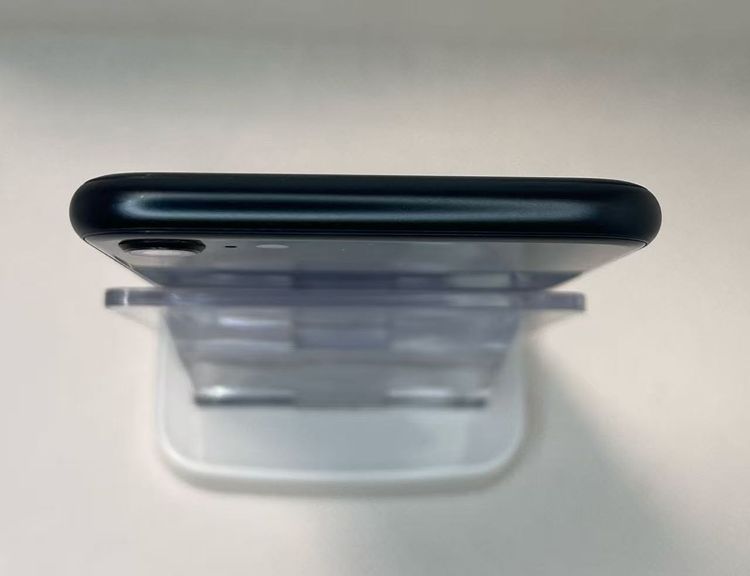 �Хåƥ꡼99��iPhone SE ��3���� �ߥåɥʥ��ȡ�64GB ���¿��ݾ� SIM�ե꡼