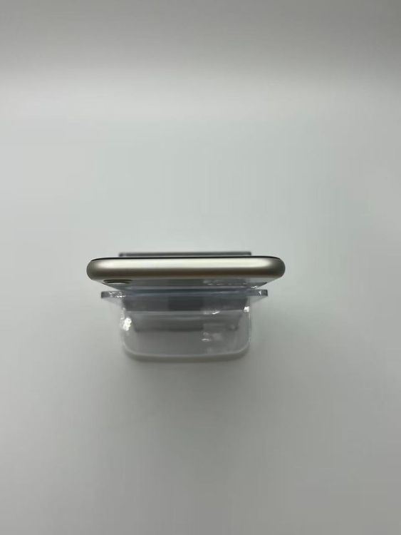 �Хƥå�87��iPhoneSE��3����128GB�������饤��SIM�ե꡼����ȯ��