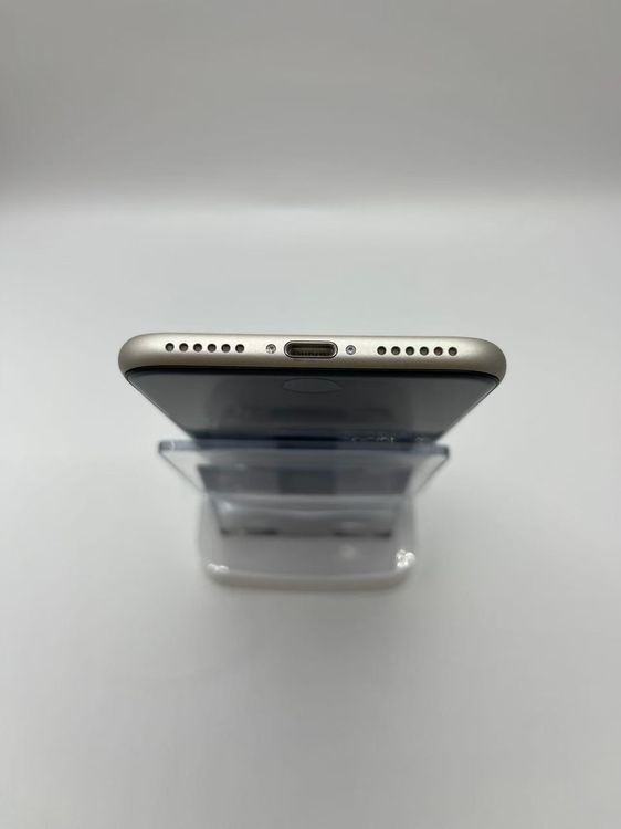 �Хåƥ꡼99��iPhone SE ��3���她�����饤��128GB �¿��ݾ���������ȯ��