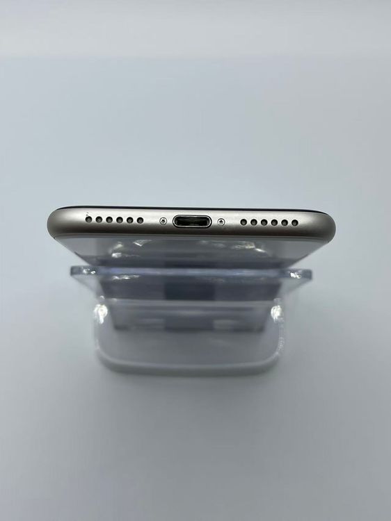 �Хåƥ꡼85����°��3�����å��դ�iPhone SE ��3���� �������饤��128GB �¿��ݾ�