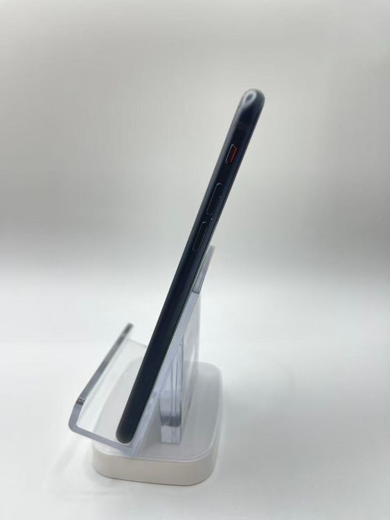 �Хåƥ꡼95����°�ʣ����դ�iPhone SE ��3���� �ߥåɥʥ���64GB �¿��ݾ�