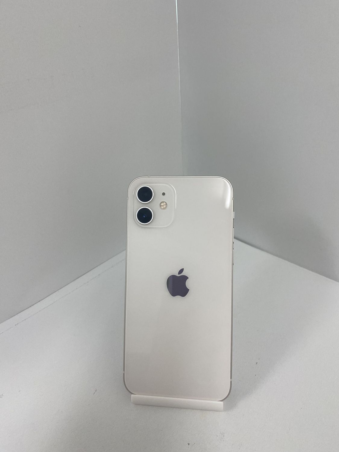 ムスビー｜当日発送 可能 iPhone12 64GB SIMフリーバッテリー100％ 美 
