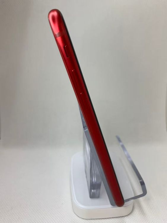 �Хƥå�84��iPhoneSE��3����128GB  RED SIM�ե꡼��������ȯ��