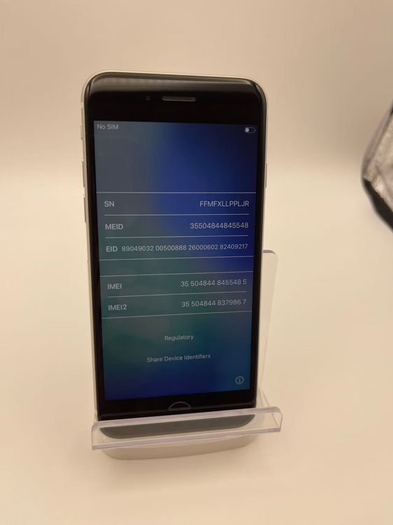 �Хåƥ꡼82����°��3�����å��դ�iPhone SE ��2���� �������饤��64GB �¿��ݾ�