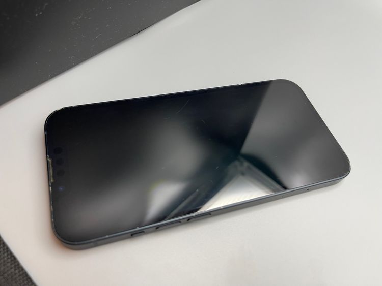 �Хåƥ꡼80��iPhone13 512�ߥåɥʥ���  SIM�ե꡼��������ȯ��