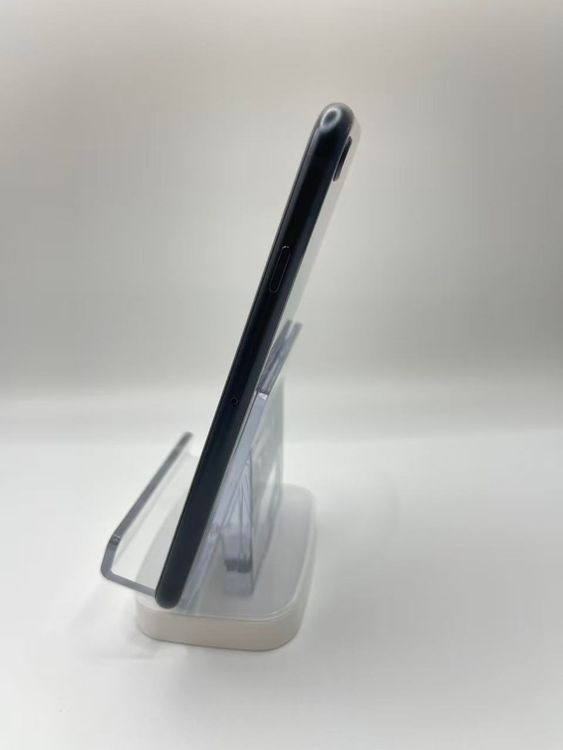 �Хåƥ꡼89����°��3�����å��դ�iPhone SE ��3���� �ߥåɥʥ���64GB Ķ����