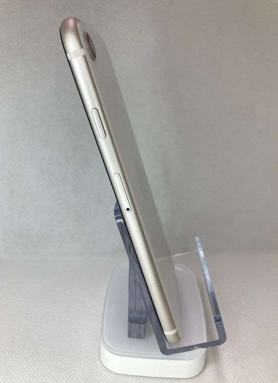 バテッリ90%iPhoneSE第3世代128GBスターライトSIMフリー超美品