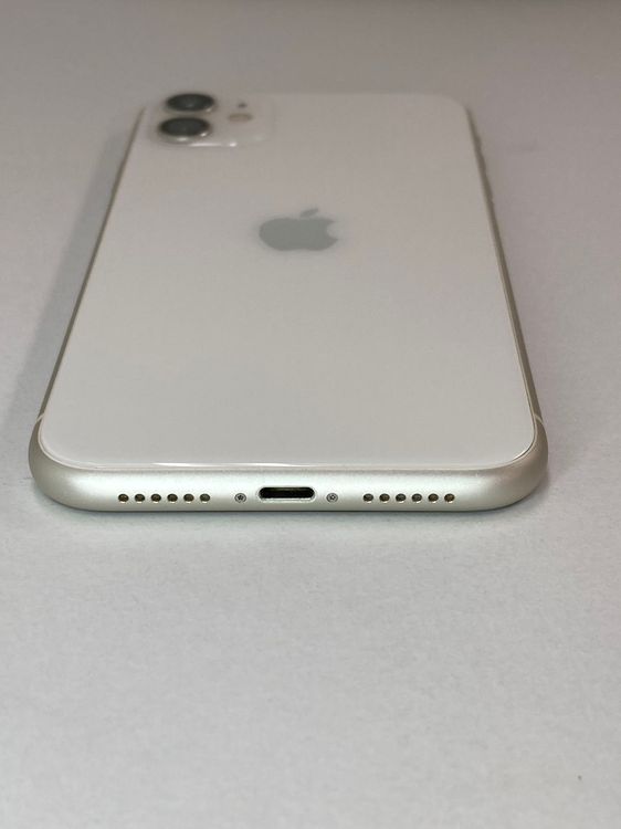 iPhone11 64GBۥ磻SIMե꡼ʥХƥå98¨ȯ