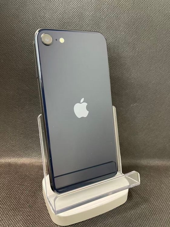 �Хåƥ꡼100��iPhone SE ��3���� �ߥåɥʥ��ȡ�64GB ���¿��ݾ� SIM�ե꡼����