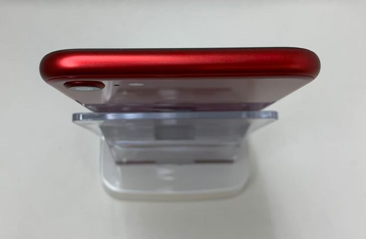 �Хƥå�84��iPhoneSE��3����128GB  RED SIM�ե꡼��������ȯ��