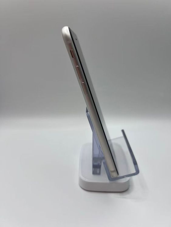 �Хåƥ꡼83����°��3�����å��դ�iPhone SE ��3���� �������饤��128GB �¿��ݾ�