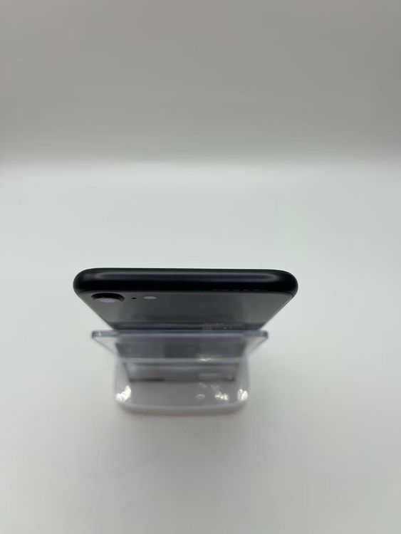 �Хåƥ꡼86��iPhone SE ��2���� �ۥ磻��64GB �¿��ݾ�����ȯ������