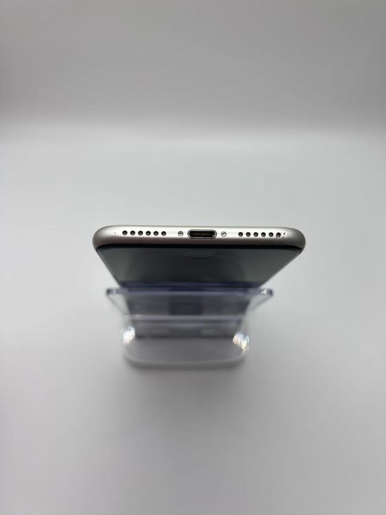 �Хåƥ꡼76����°��3�����å��դ�iPhone SE ��3���� �������饤��128GB �¿��ݾ�
