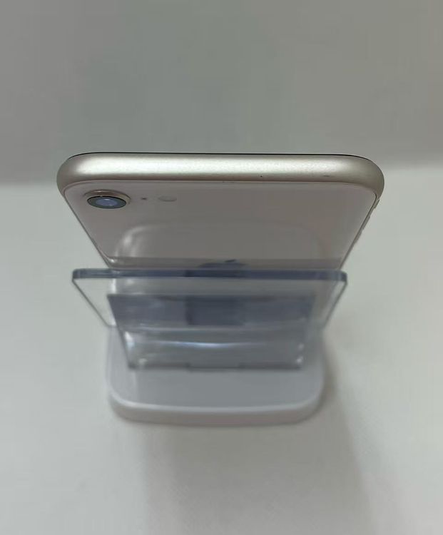 �Хƥå�100��iPhoneSE��3����64GB�������饤��SIM�ե꡼��������ȯ��