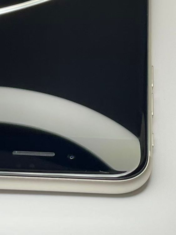 �Хƥå�84�����դ�iPhoneSE��3����64GB�������饤�Ȱ¿��ݾ�����ȯ��