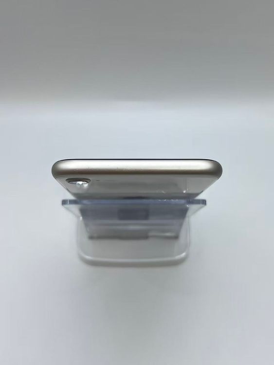 �Хåƥ꡼100��iPhone SE ��3���她�����饤��128GB �¿��ݾ���������ȯ��