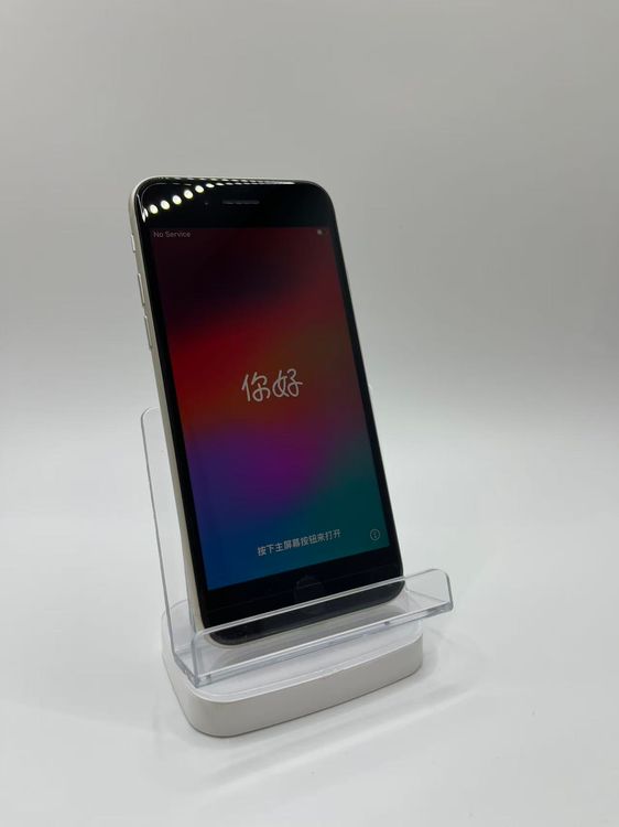 �Хåƥ꡼87����°��3�����å��դ�iPhone SE ��3���� �������饤��128GB �¿��ݾ�