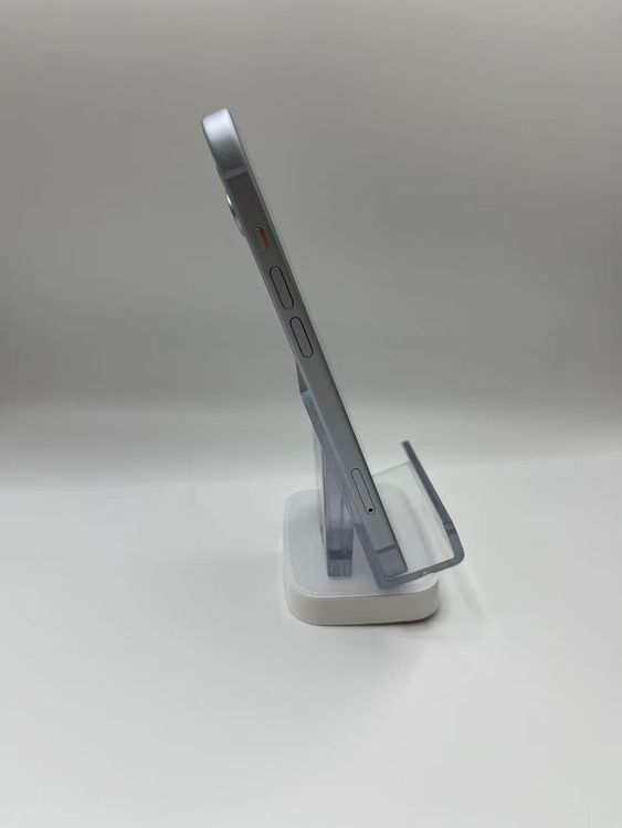 �Хƥå�88�� iPhone15��128G�֥롼SIM�ե꡼����ȯ���¿��ݾ�