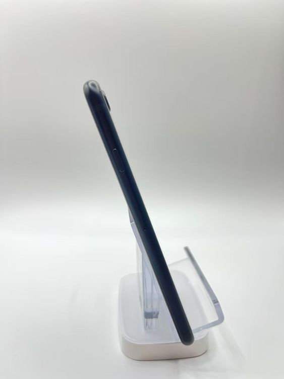 �Хåƥ꡼98�����դ�iPhone SE ��3���� �ߥåɥʥ���64GB �¿��ݾ�SIM�ե꡼
