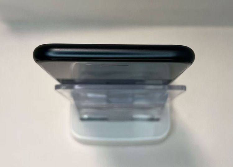 �Хåƥ꡼98��iPhone SE ��3���� �ߥåɥʥ��ȡ�64GB ��SIM�ե꡼�¿��ݾ�