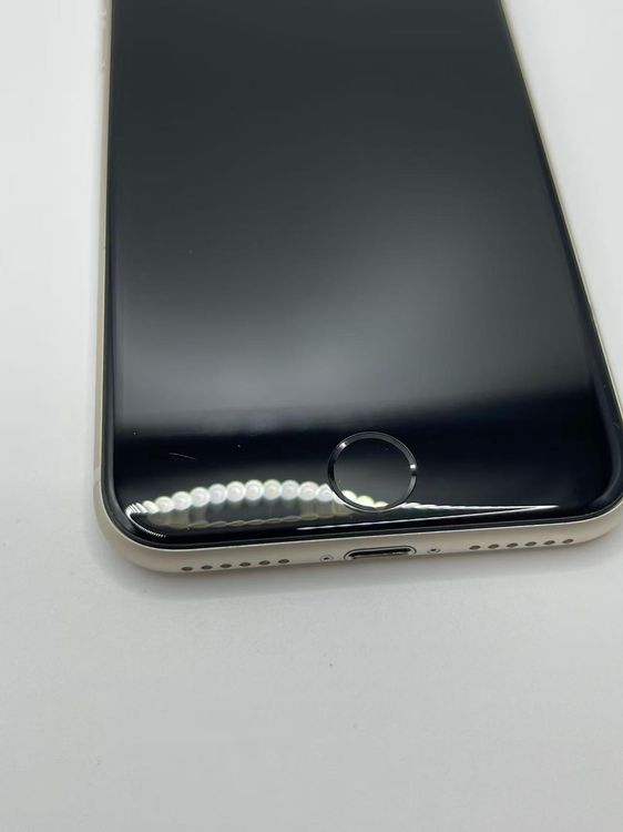 �Хåƥ꡼100��iPhone SE ��3���她�����饤��128GB �¿��ݾ���������ȯ��