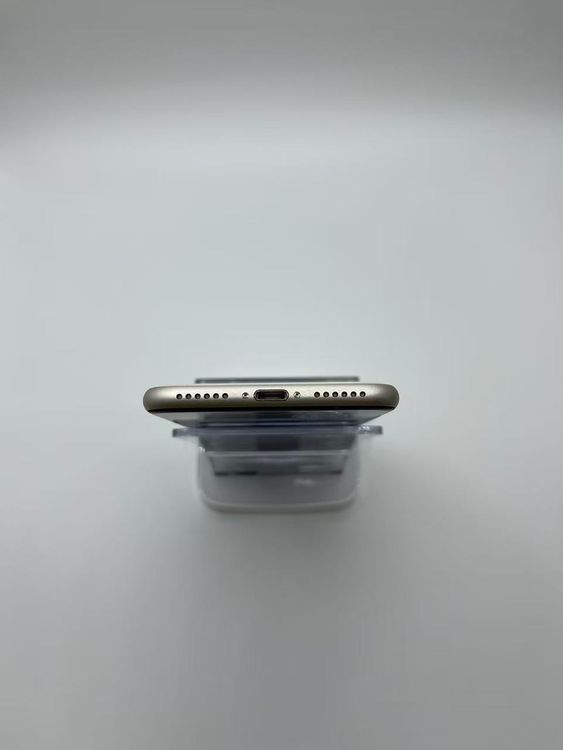 �Хƥå�92��iPhoneSE��3����64GB�������饤��SIM�ե꡼���ʰ¿��ݾ�