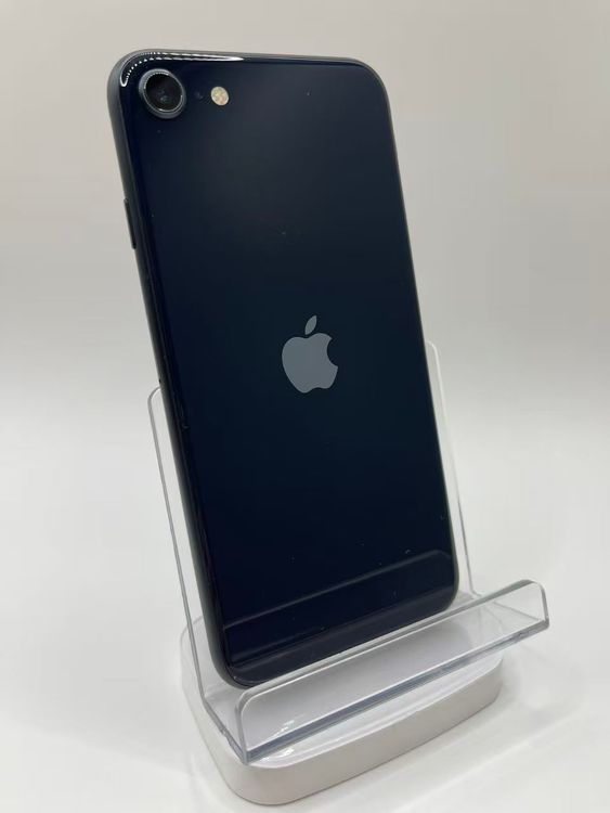�Хåƥ꡼94����°�ʣ����դ�iPhone SE ��3���� �ߥåɥʥ���64GB �¿��ݾ�