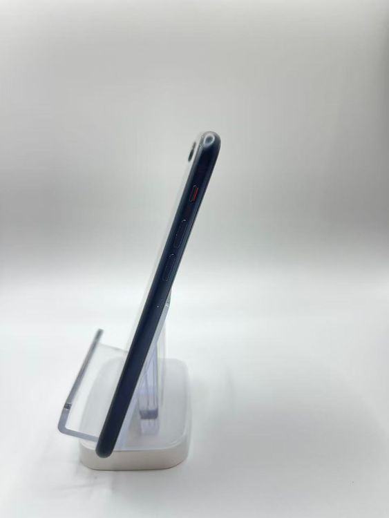 �Хåƥ꡼99�����դ�iPhone SE ��3���� �ߥåɥʥ���64GB �¿��ݾ�SIM�ե꡼