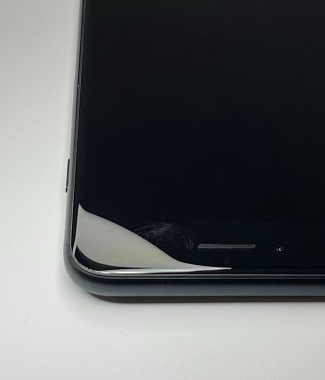 �Хåƥ꡼99��°�ʣ����դ�iPhone SE ��3���� �ߥåɥʥ���64GB �¿��ݾ�