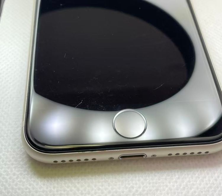 �Хƥå�90��iPhoneSE��3����64GB�������饤��SIM�ե꡼����ȯ��