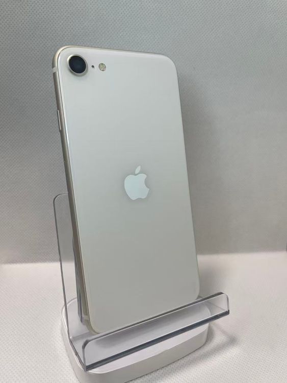 �Хåƥ꡼82��iPhone SE ��3���� �������饤��128GB Ķ���ʰ¿��ݾ� SIM�ե꡼