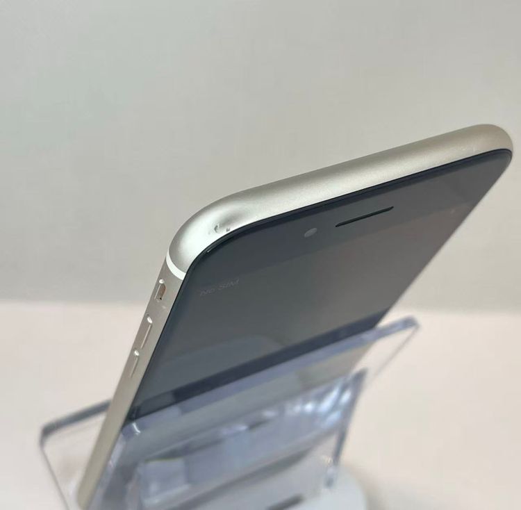 �Хåƥ꡼100��iPhone SE ��3���� �������饤�ȡ�64GB ���¿��ݾ� SIM�ե꡼