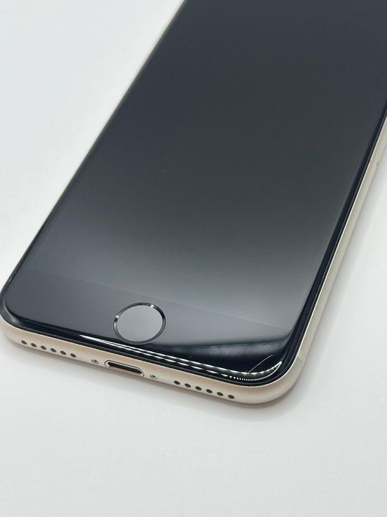 �Хåƥ꡼100��iPhone SE ��3���她�����饤��128GB �¿��ݾ���������ȯ��